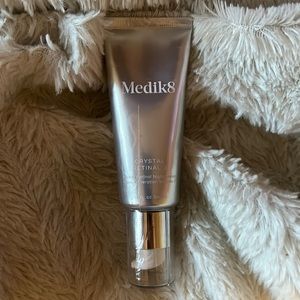 New Medik8
Medik8 Crystal Retinal 3 Serum 30ml